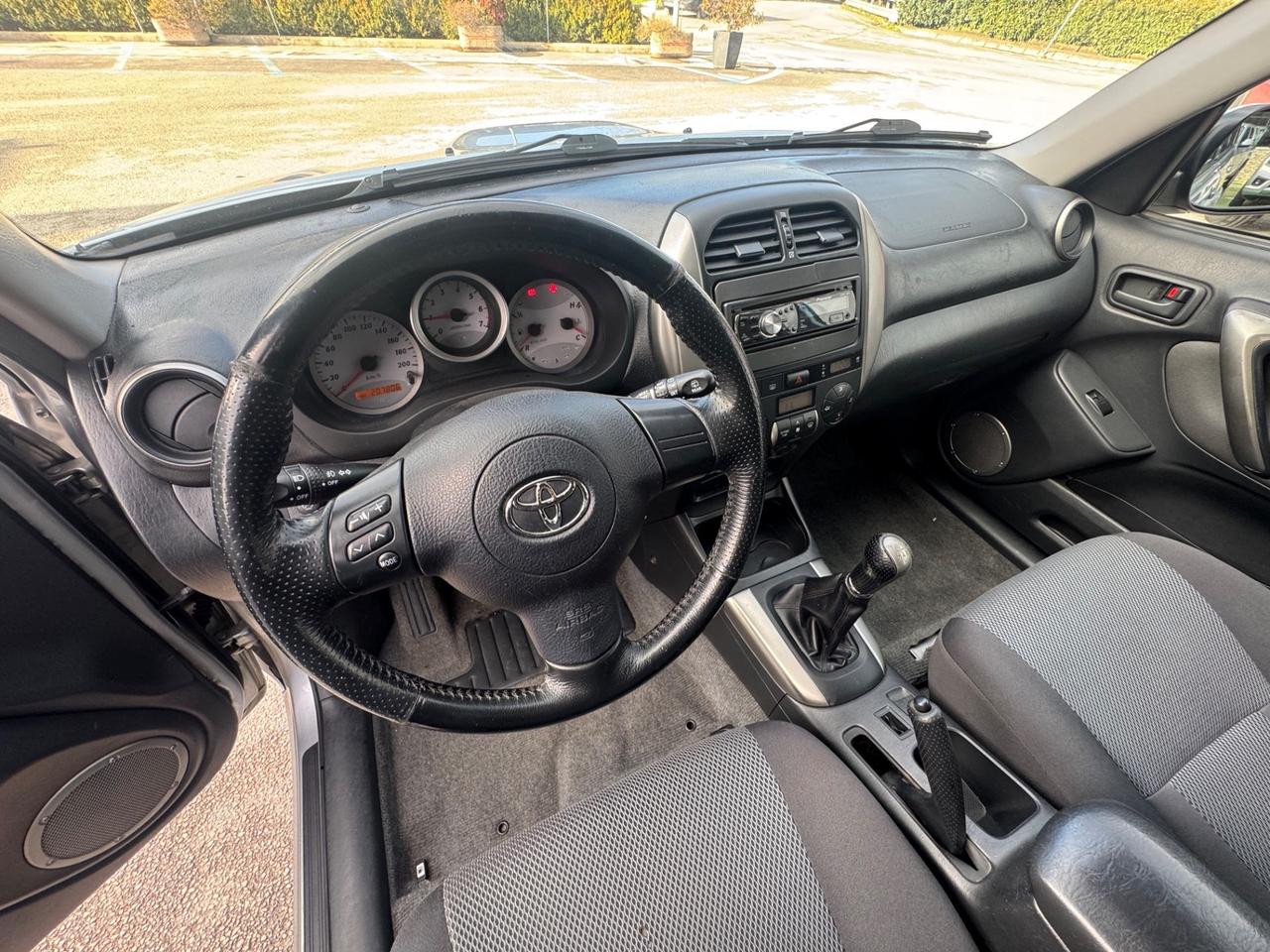 Toyota RAV 4 RAV4 2.0 Tdi D-4D 5 porte Sol