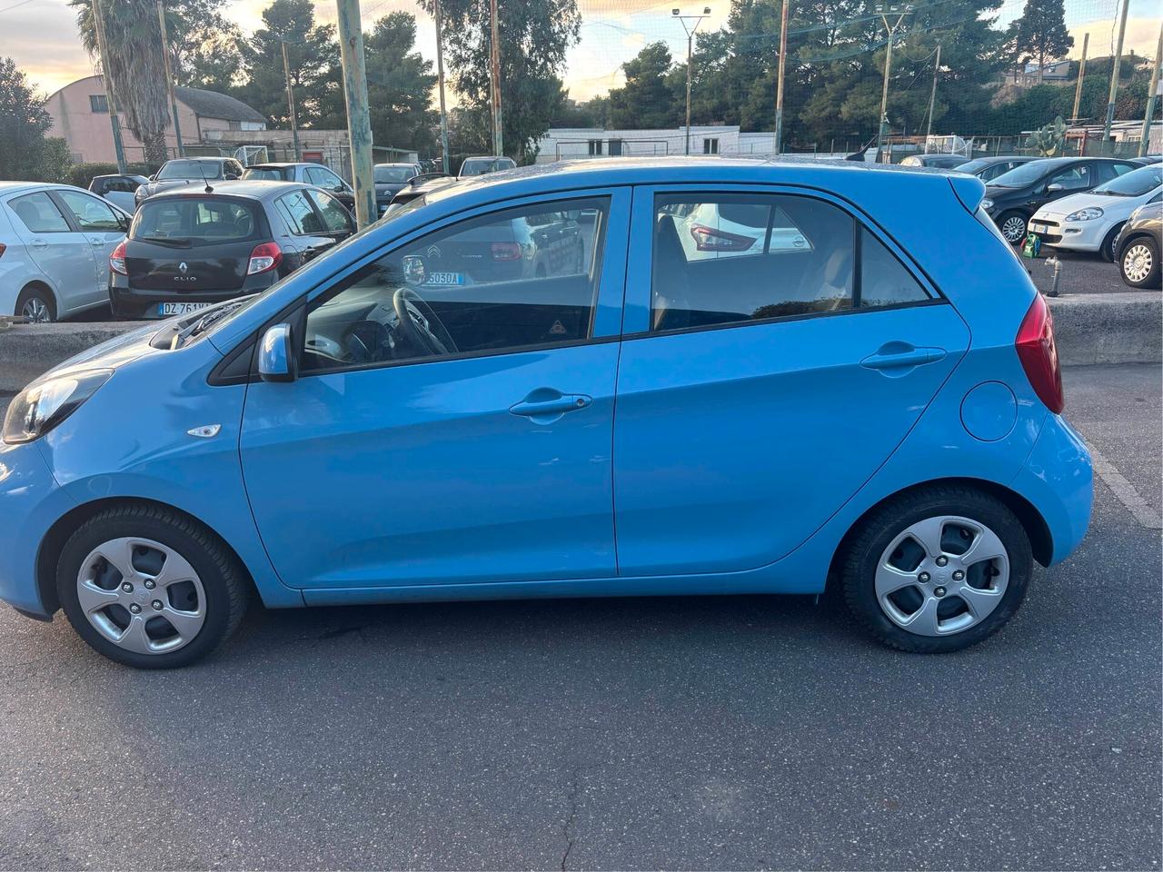 Kia Picanto 1.0 12V 5 porte Glam