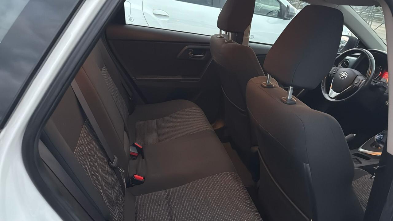 Toyota Auris 1.8 Hybrid 5 porte Lounge