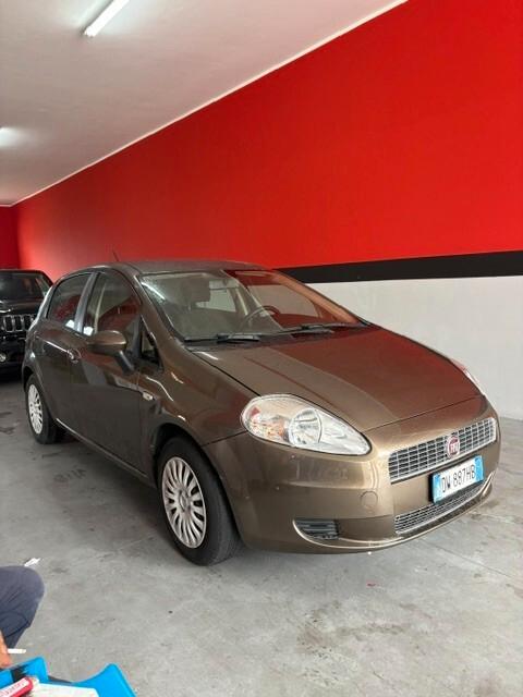 Fiat Grande Punto 1.3 MJT 75 CV 5 porte Dynamic