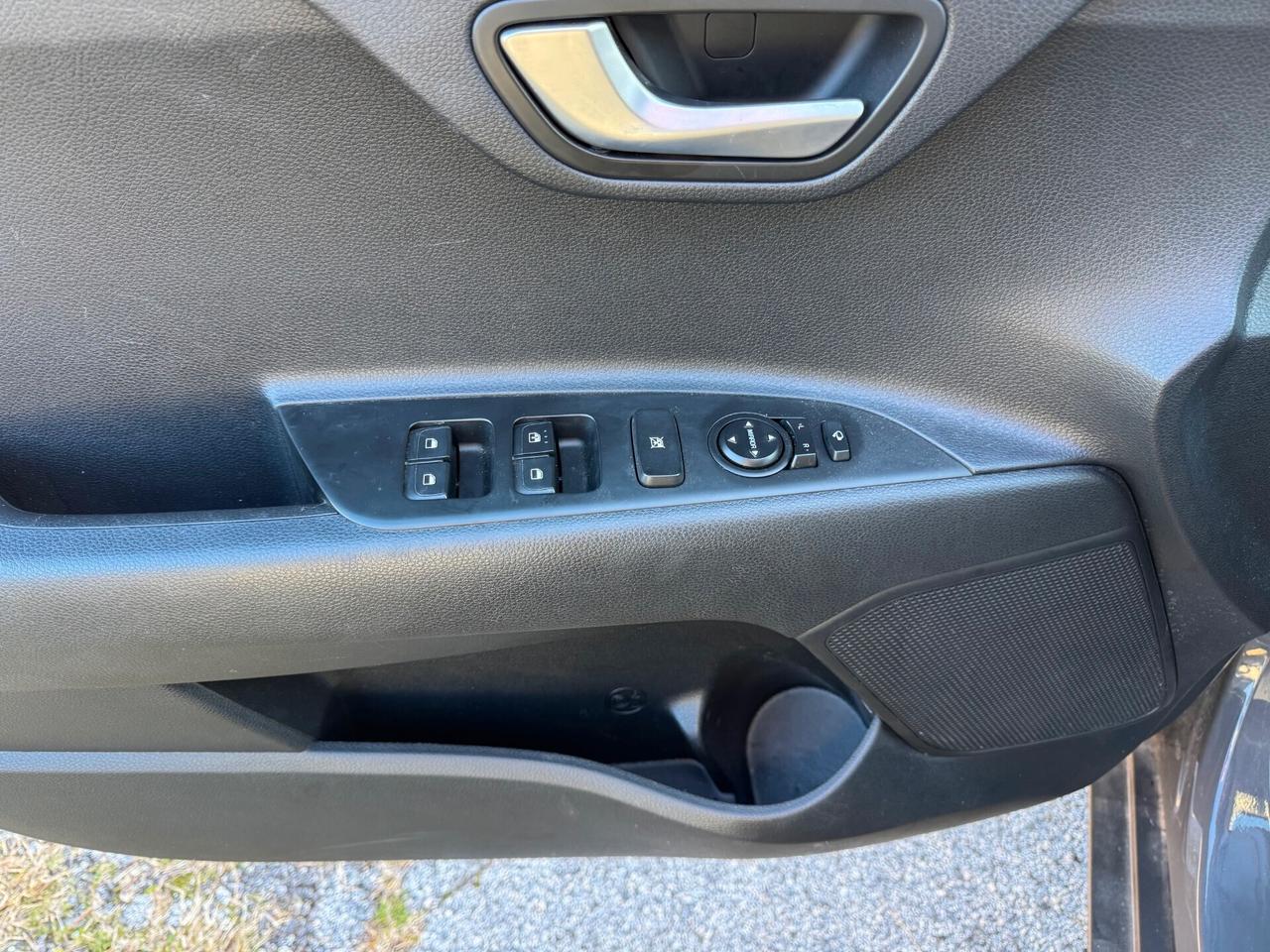 Kia Stonic 1.0cc T-GDi 120cv MHEV DCT Style