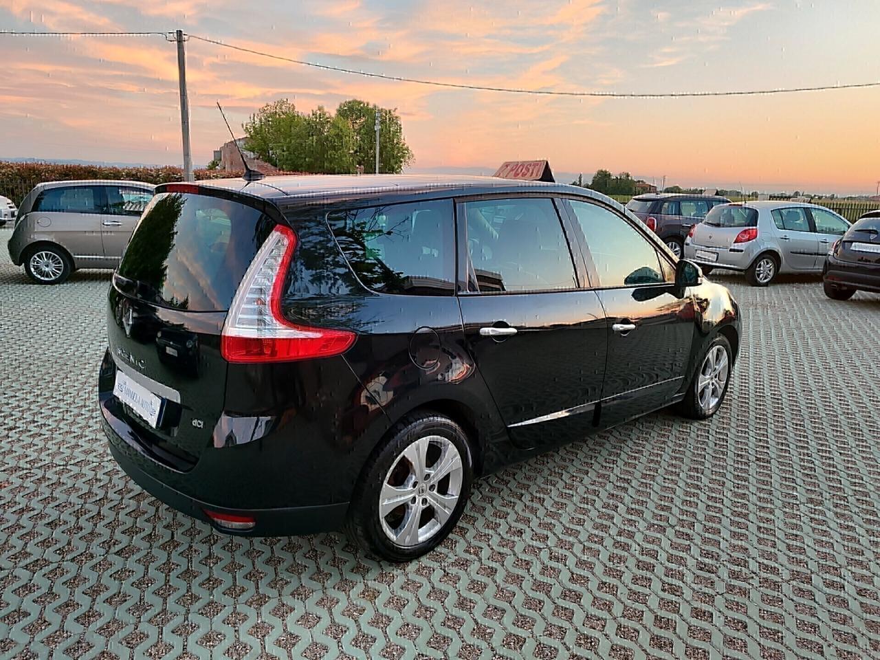 Renault Scénic 1.9 dCi~7 POSTI~09/2011