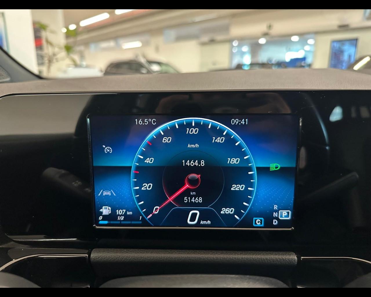 Mercedes-Benz GLA (H247) - GLA 180 Automatic Sport