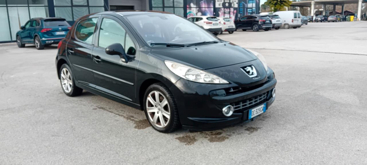 Peugeot 207 1.6 HDi 90CV 5p. 148000 km