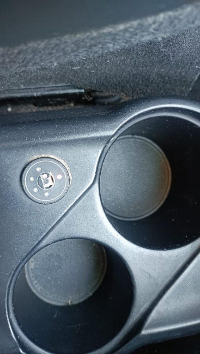 HYUNDAI i10 1.1 12V BlueDrive GPL Active