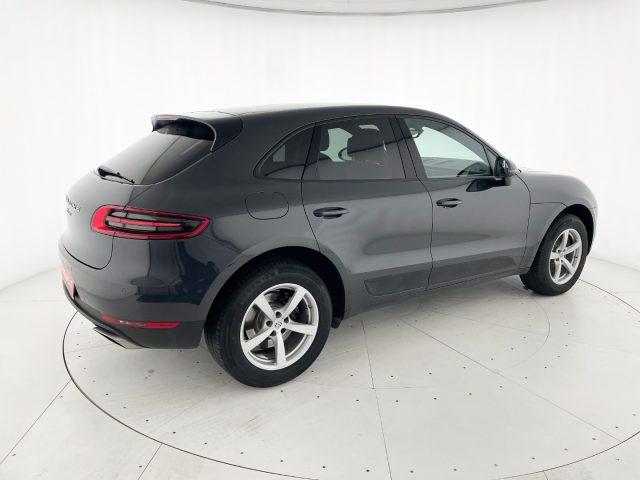 PORSCHE Macan 2.0