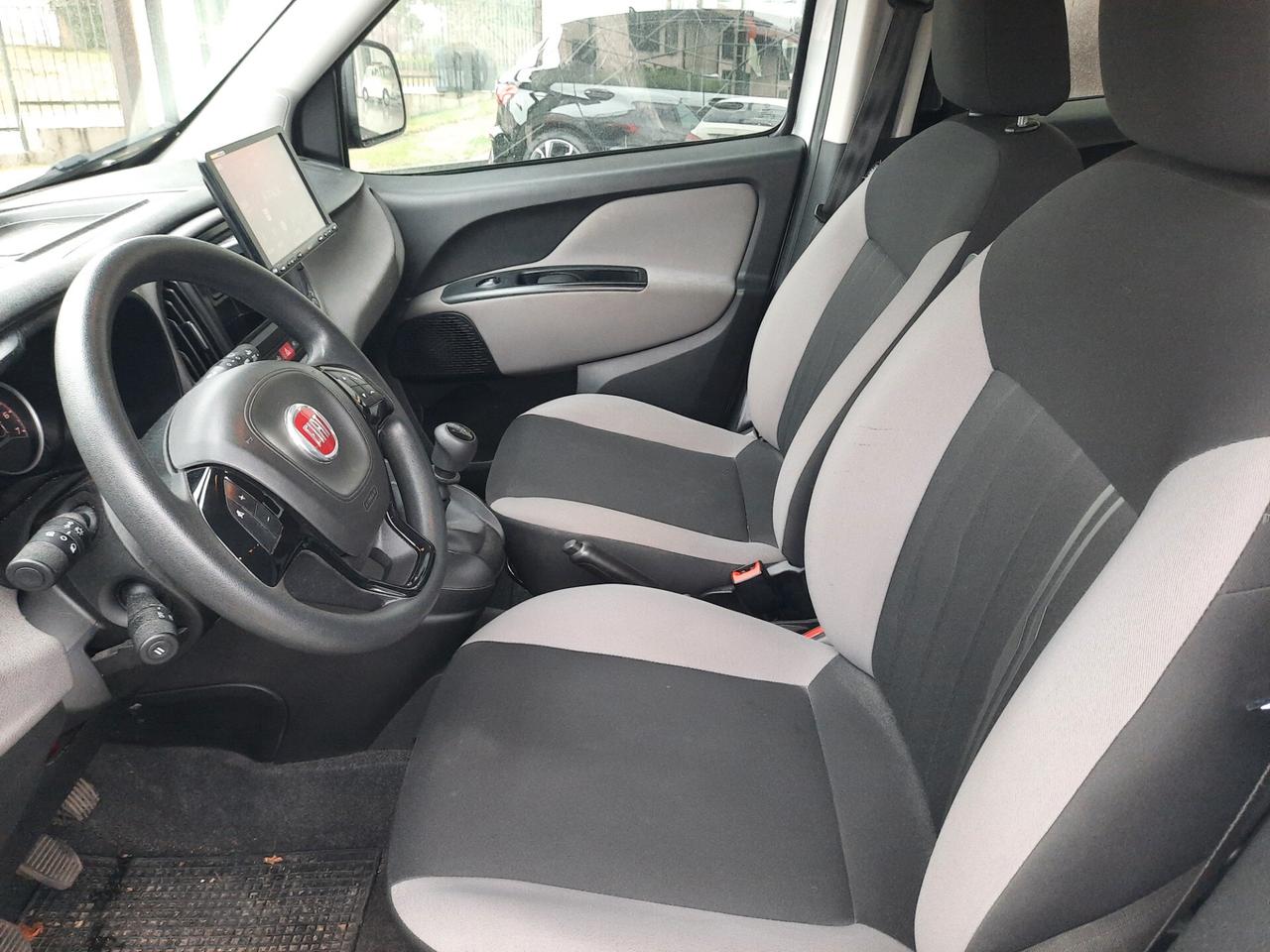 Fiat Doblo JTD LOUNGE CLIMATIZZATORE VOL. MULTIFUNZIONI GOMME 4 STAGIONI RADIO TOUCH SCRENN BLUETOOTH