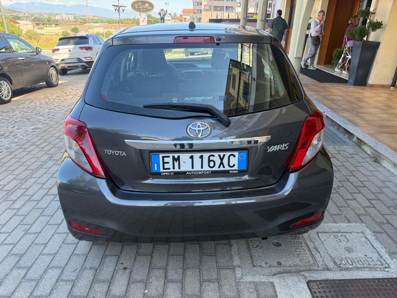 Toyota Yaris 1.0 5 porte Lounge neopatentati