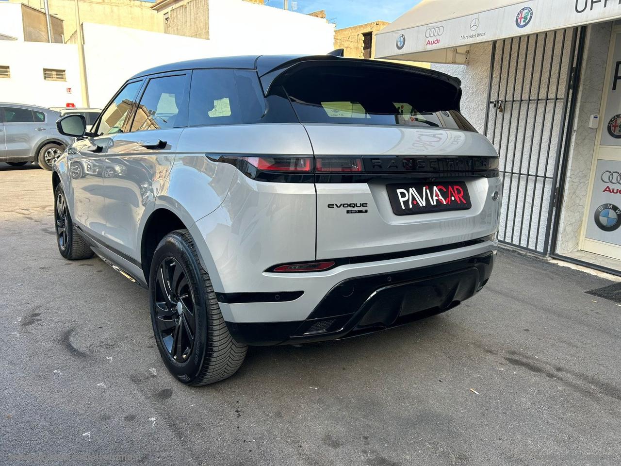 LAND ROVER RR Evoque 2.0D L.Flw 150 CV R-Dynamic