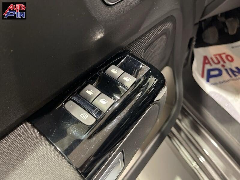 Citroën C3 C3 PureTech 110 S&S Shine KM28.000