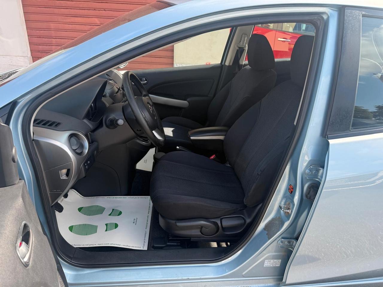 Mazda 2 Mazda2 1.3 16V 86CV 5p. Sport Gen.