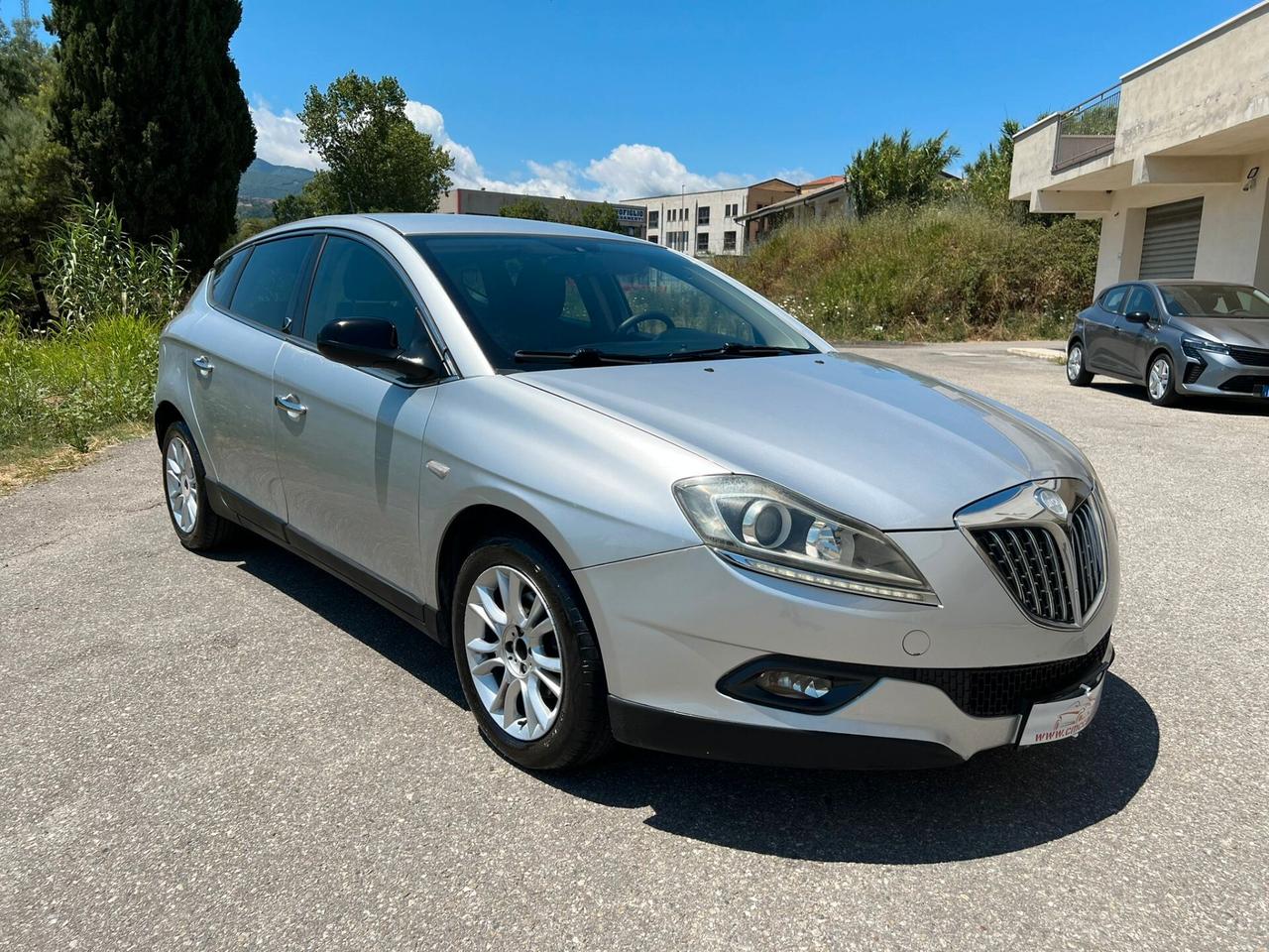 Lancia Delta 1.6 MJT DPF Platino
