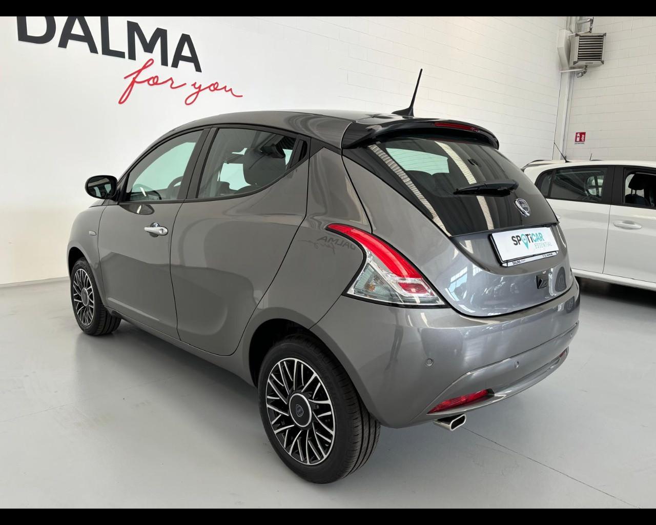 LANCIA Ypsilon III 2021 - YPSILON MY24 1.0 FIREFLY 70CV START&STOP HYBRID PLATINO