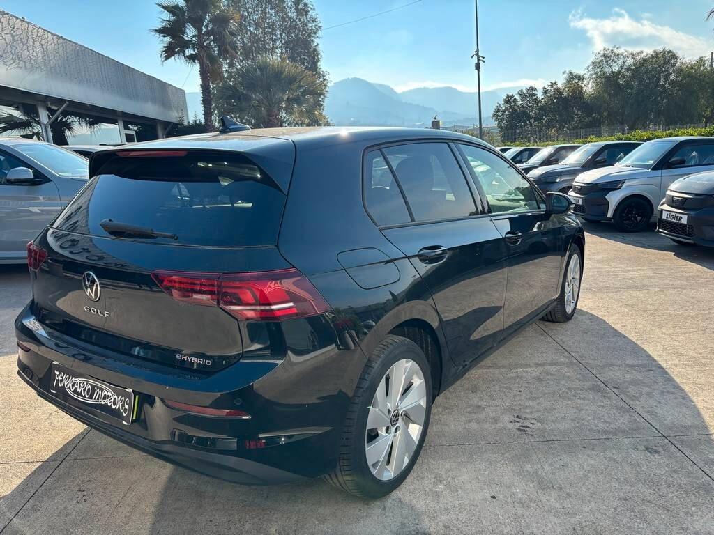 Volkswagen Golf 1.5 TSI eHybrid DSG Style 2025 / KM 0 IVA ESPOSTA TUA A SOLI 315 Euro al mese
