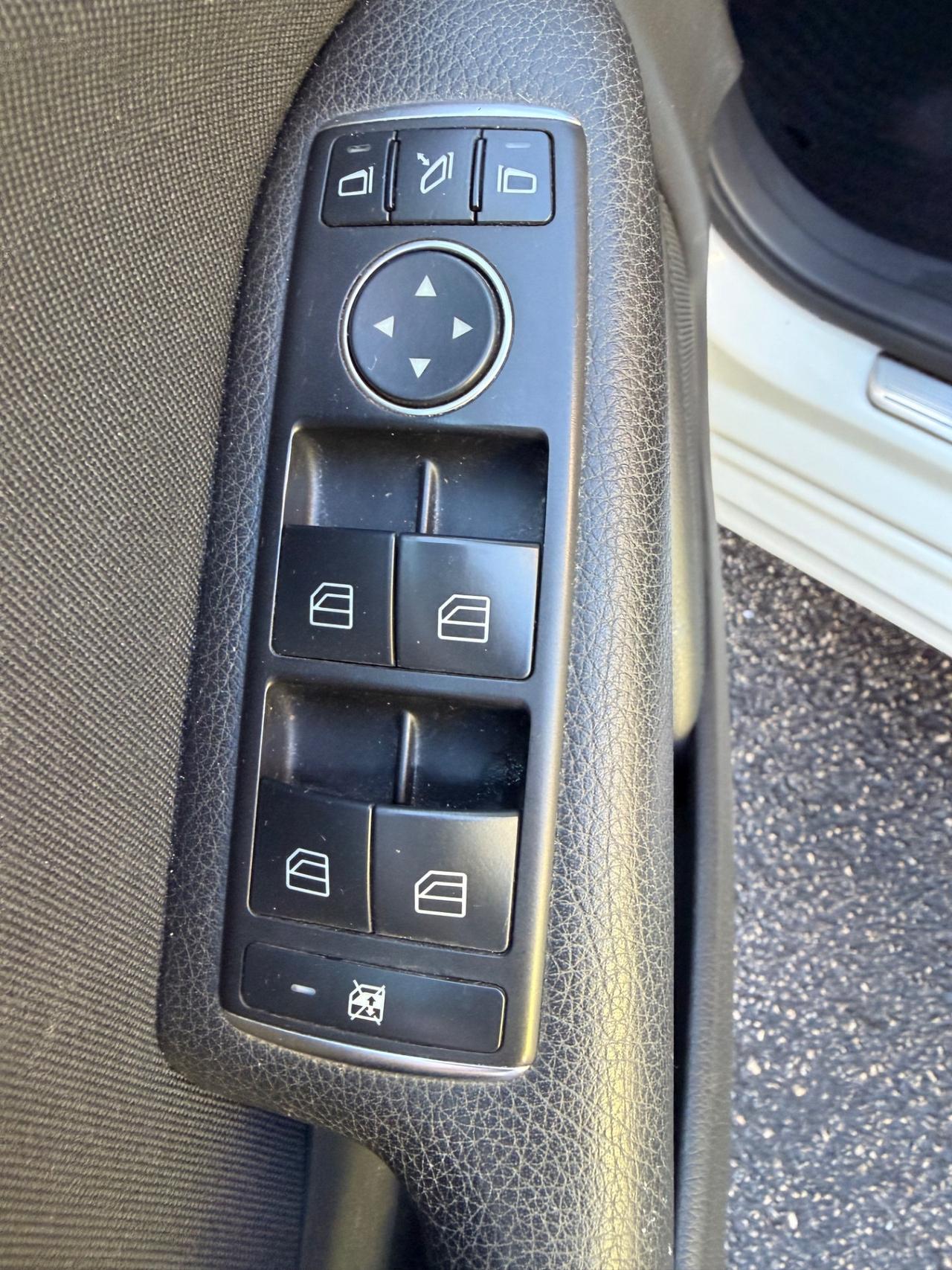 Mercedes-benz B 180 CDI Premium 2013 170.000 km