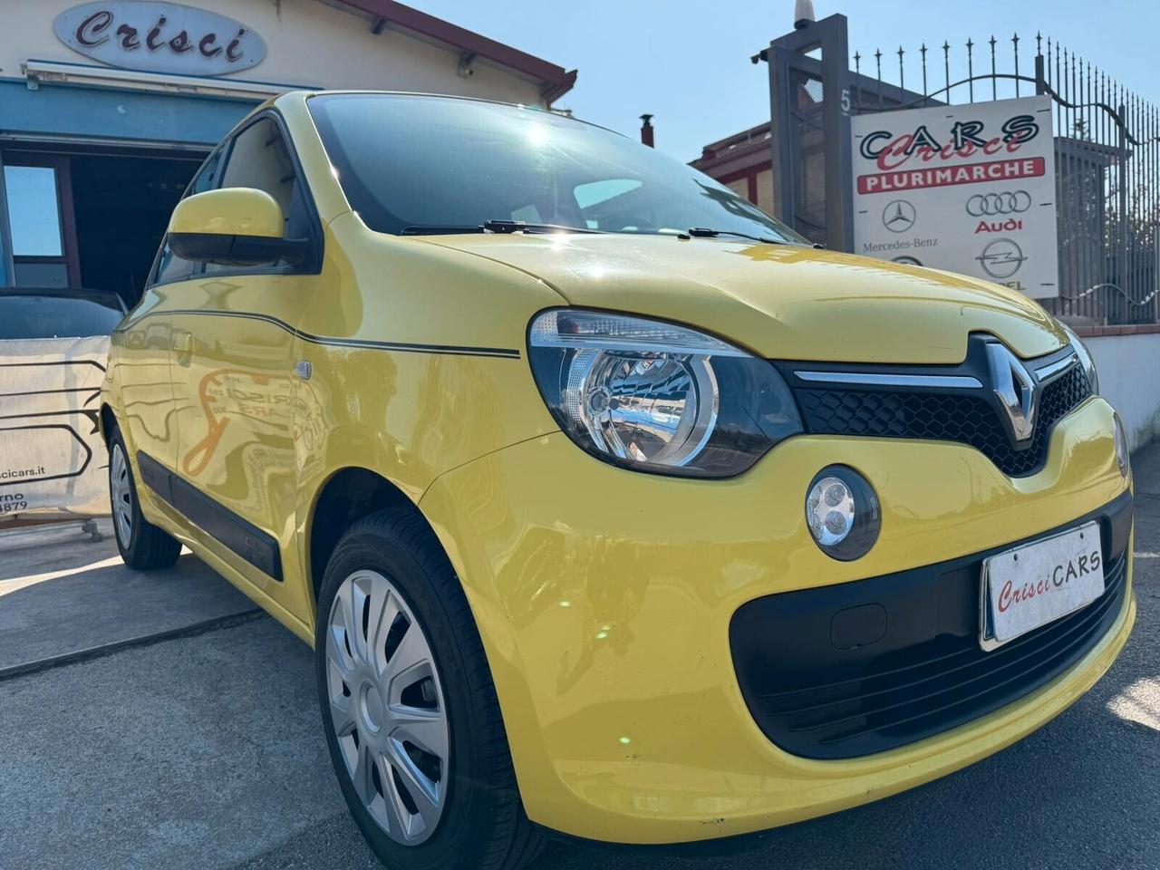Renault Twingo Piccola, Gialla e Pronta a Tutto
