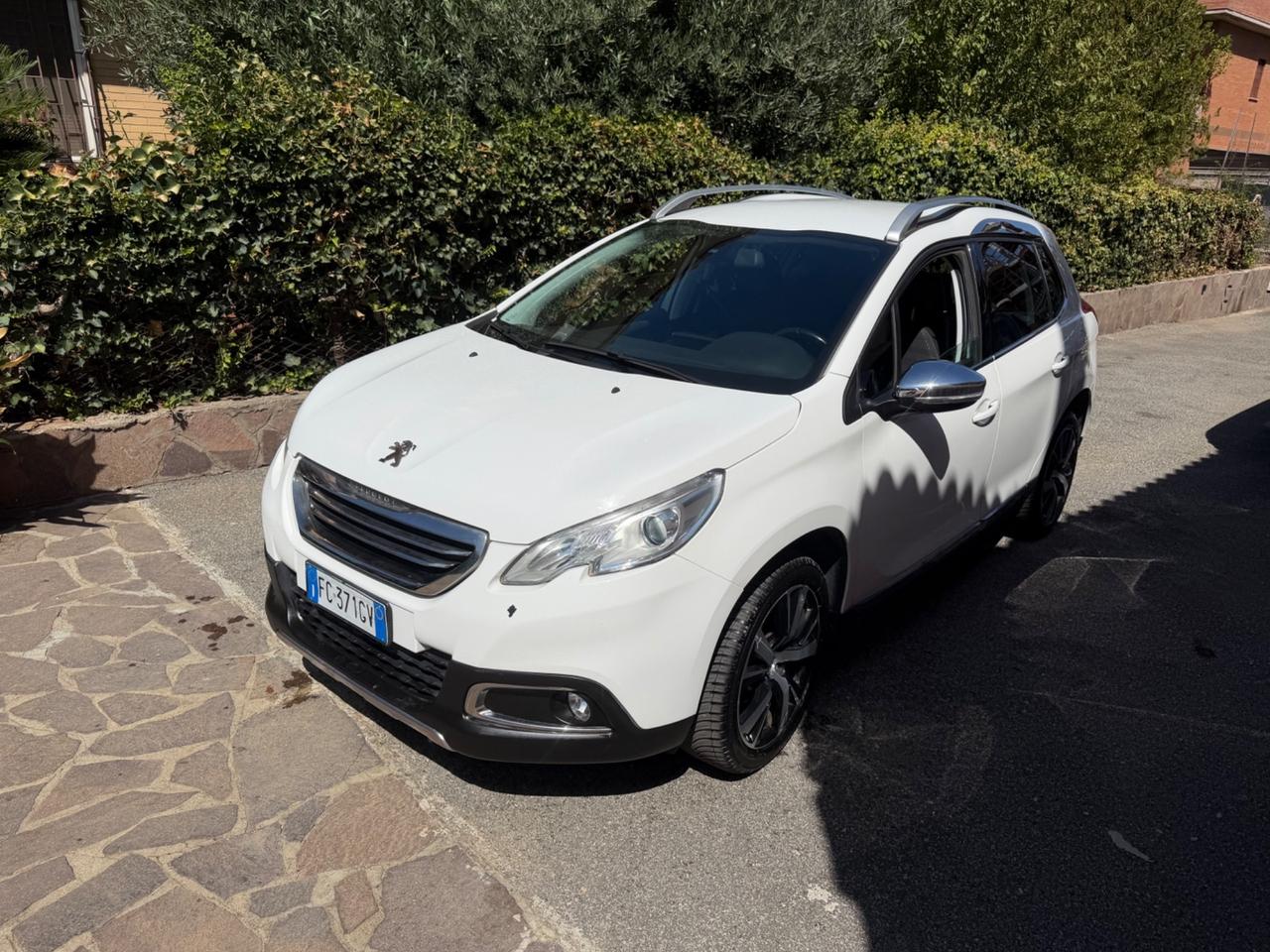 Peugeot 2008 BlueHDi 100 Allure