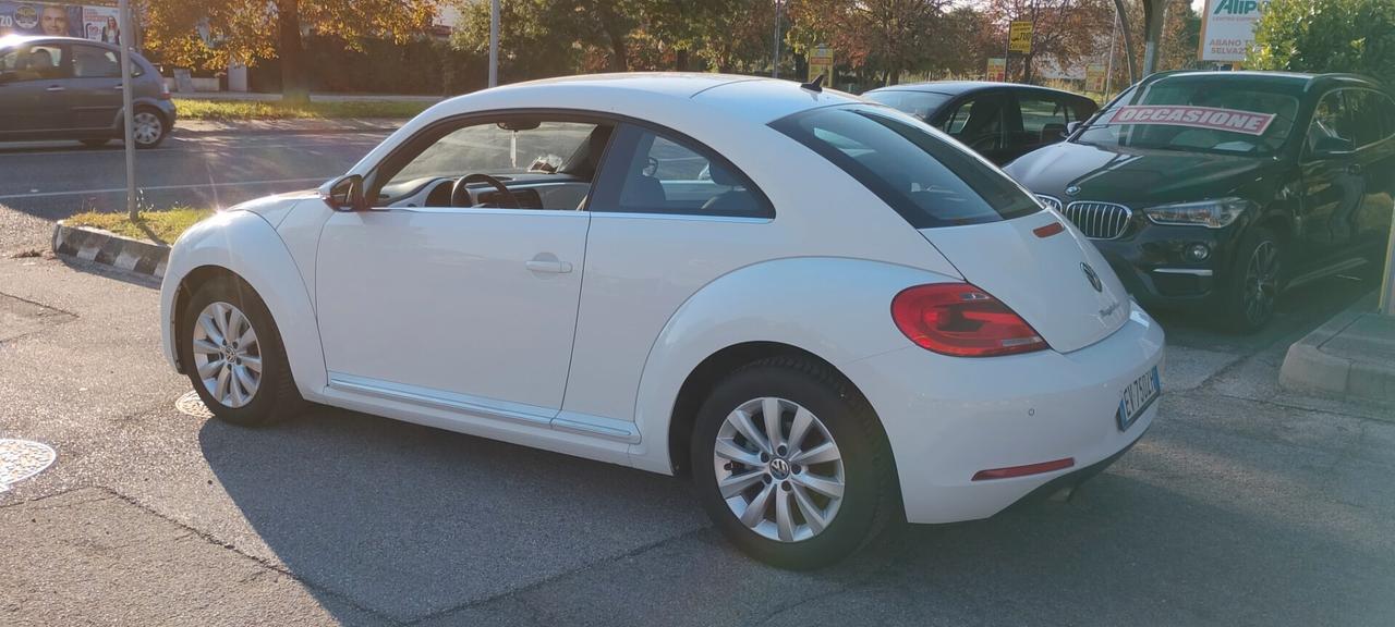 Volkswagen Maggiolino 1.6 TDI Design