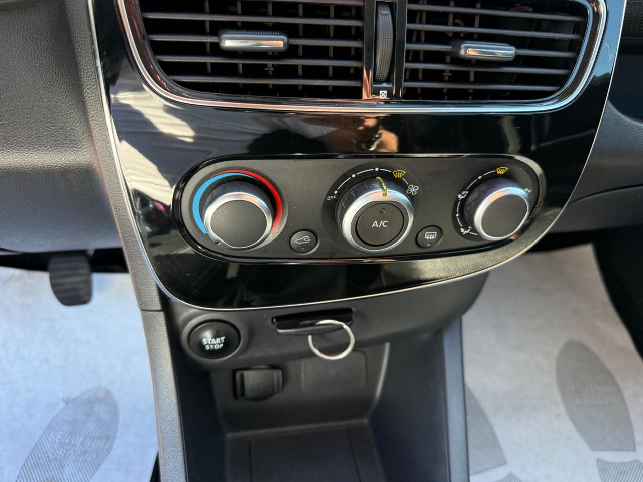 Renault Clio dCi 8V 75CV Start&Stop 5 porte