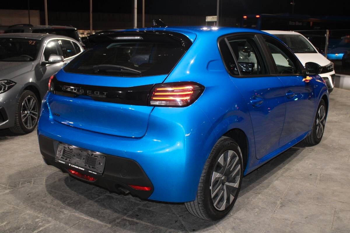 Peugeot 208 1.2 puretech Active s&s 100cv Con NAVIGATORE
