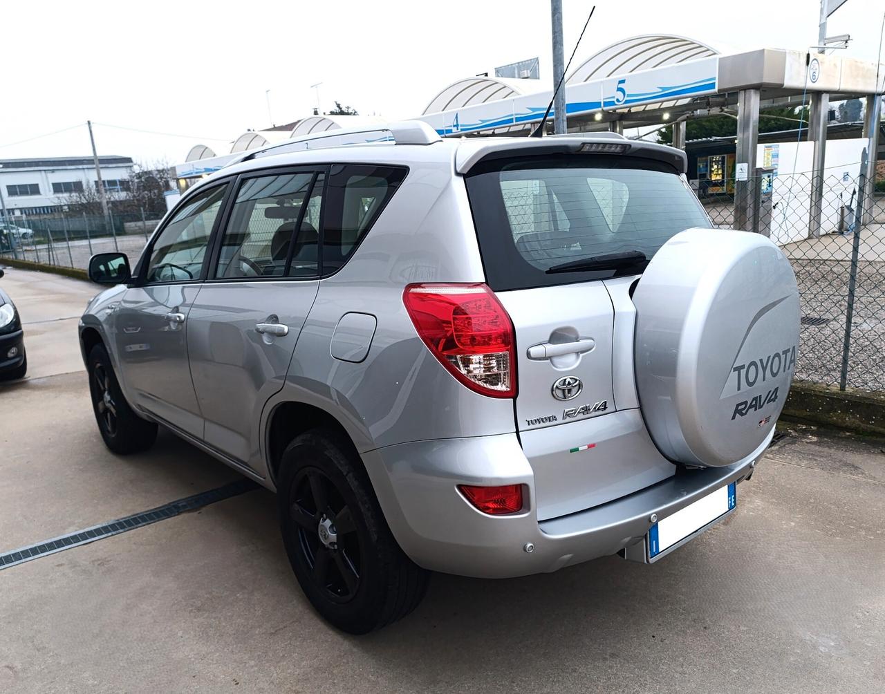 Toyota RAV 4 RAV4 2.2 D-4D 136 CV Sol