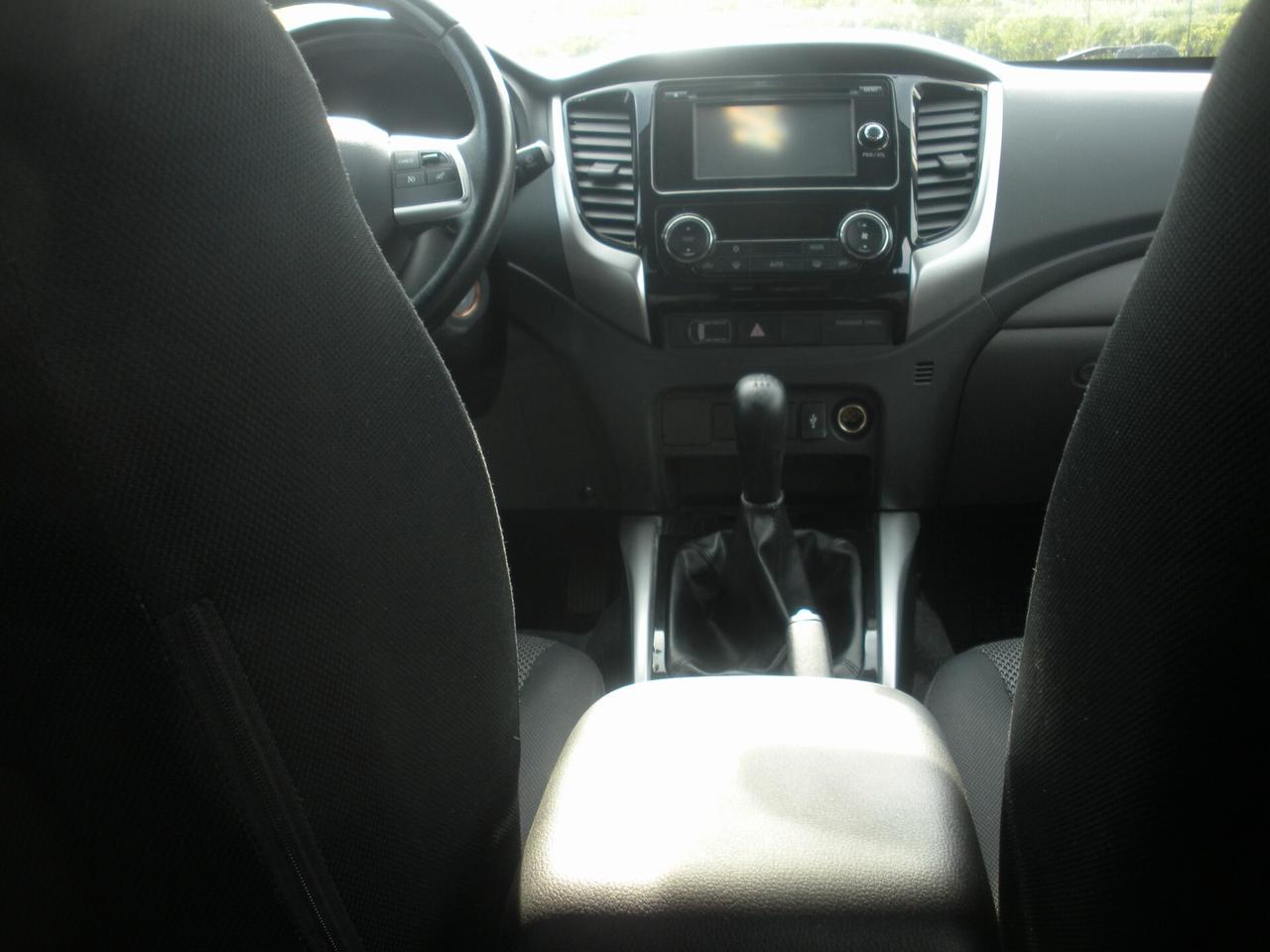 Mitsubishi L200 2.4 DI-D/181CV Double Cab Intense Super Select