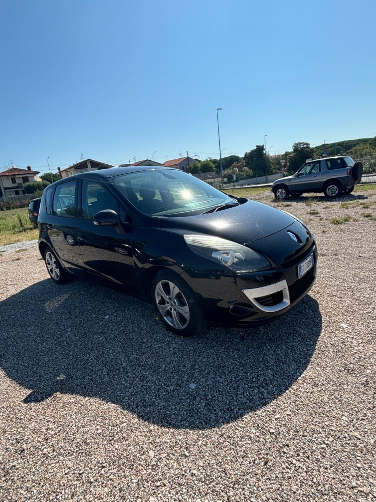 Renault Scenic Scénic X-Mod 1.5 dCi 110CV Luxe