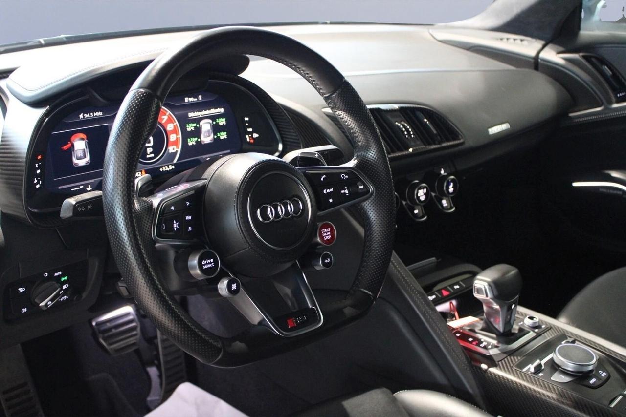 Audi R8 Spyder 5.2 FSI quattro S tronic plus