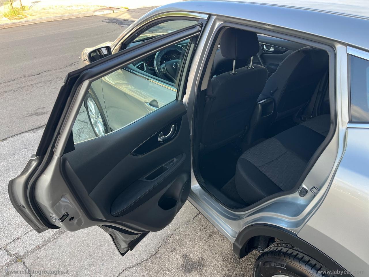 NISSAN Qashqai 1.5 dCi Acenta
