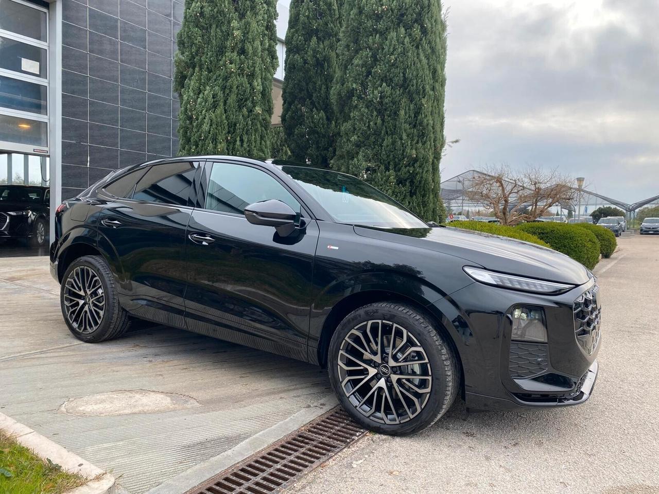 Audi Q3 SPB TDI S tronic line edition 110 kW