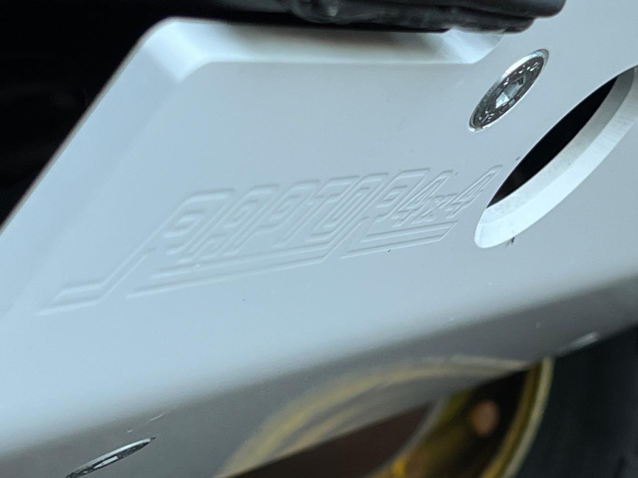 Land Rover Defender 110 2.4 TD4 High Capacity Pick Up E "The world's style"