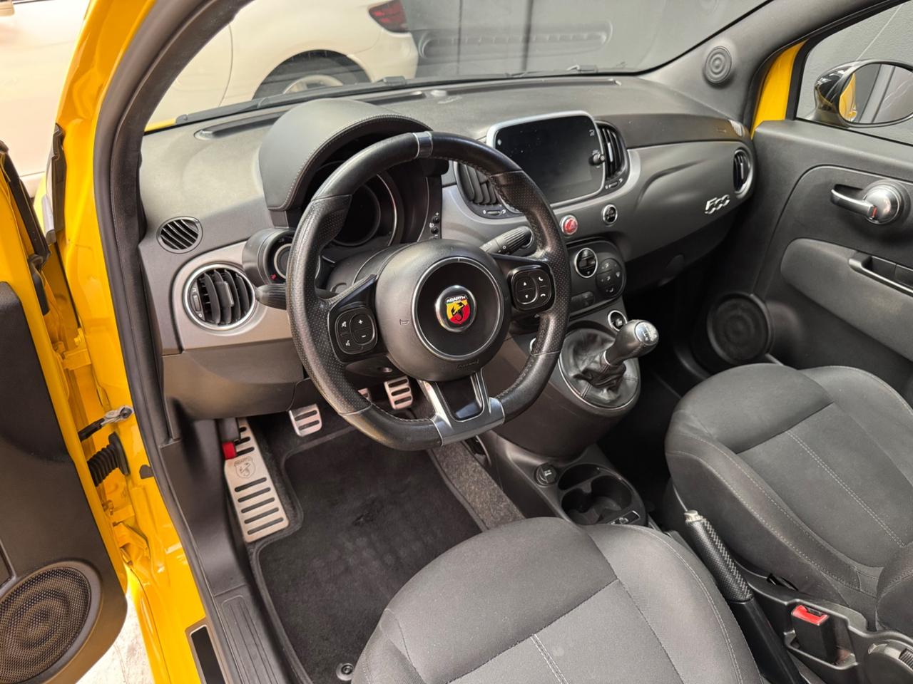 Abarth 595 1.4 Turbo T-Jet 160 CV Pista