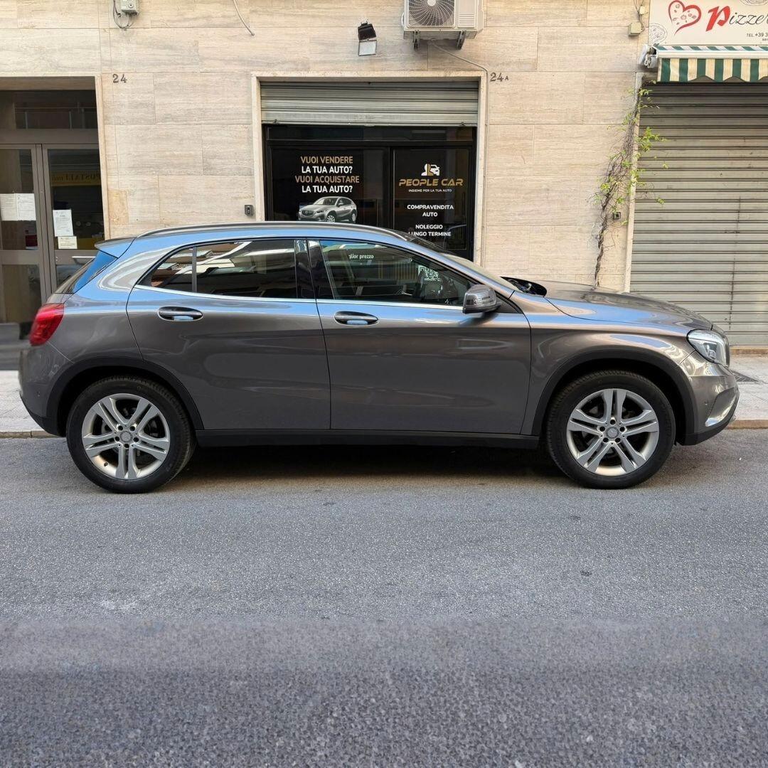 Mercedes GLA 200 d - 136CV