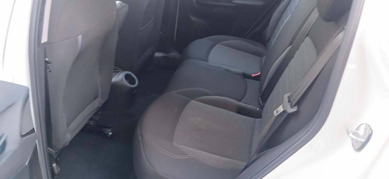 Alfa Romeo Giulietta 1.6 JTDm 120 CV neopatentati