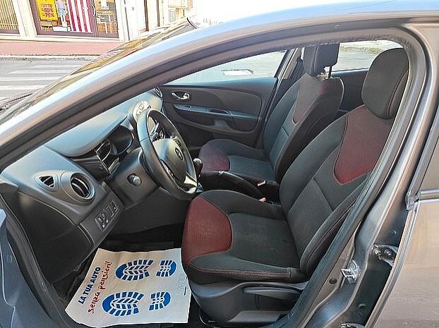 RENAULT Clio 1.5 dCi 75CV *NAVI* - 2016