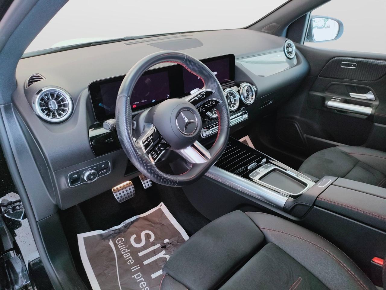 Mercedes-Benz Classe B - W247 2023 - B 180 d AMG Line Advanced Plus auto