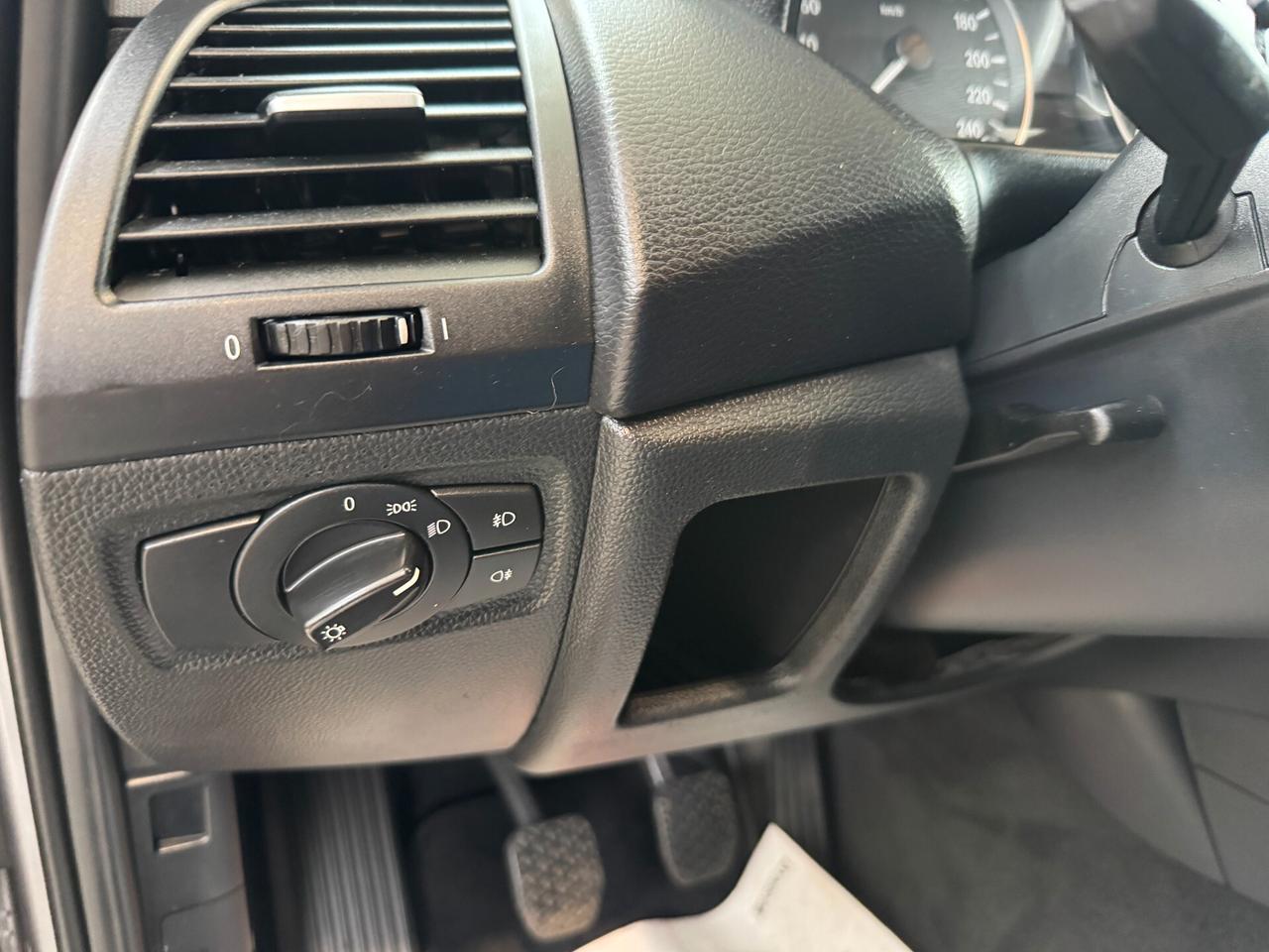 Bmw 116 116i cat 5 porte Attiva