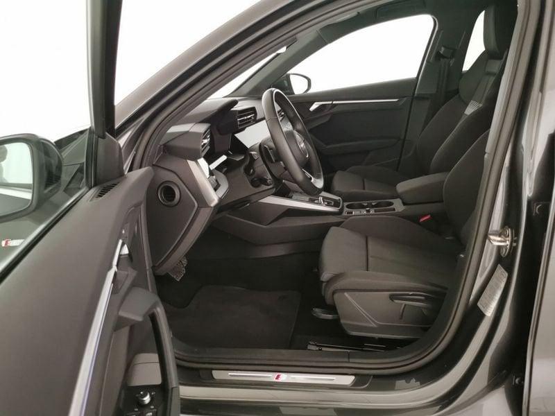 Audi A3 Sportback 35 2.0 tdi Business Advanced s-tronic