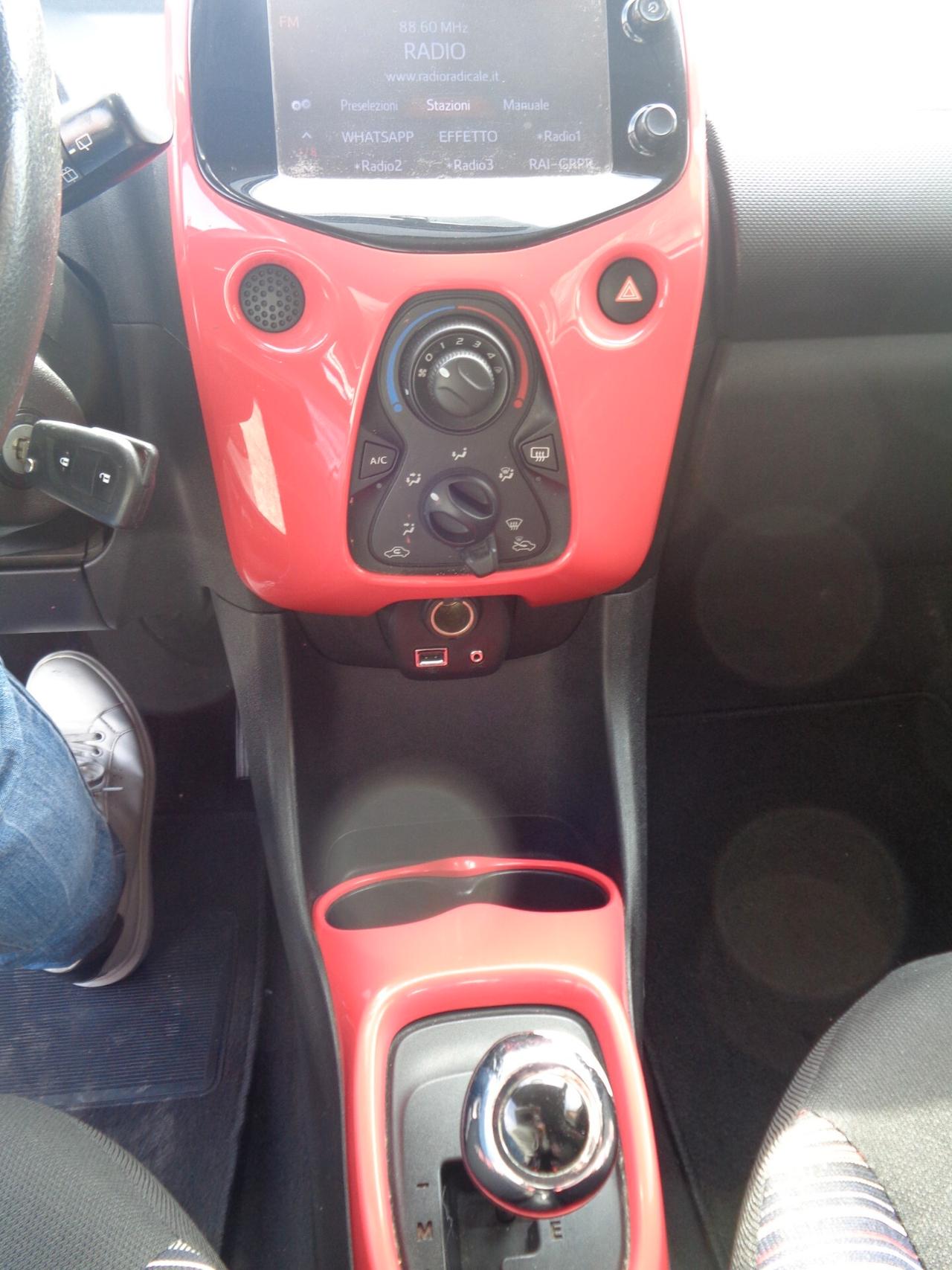 Citroen C1 Airscape VTi 68 ETG 5 porte Feel