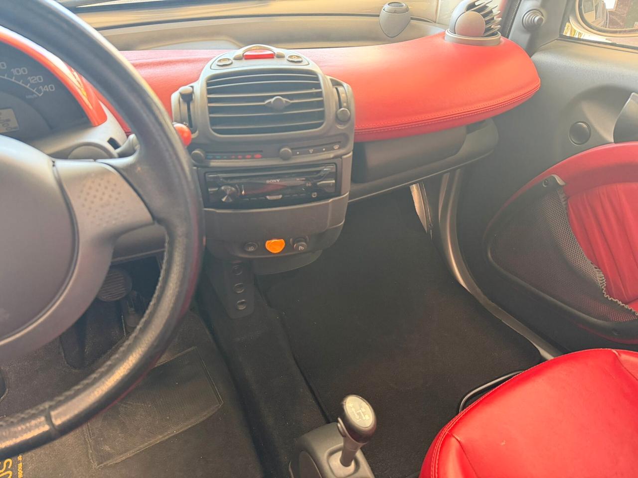 Smart ForTwo 700 coupé pure (45 kW)