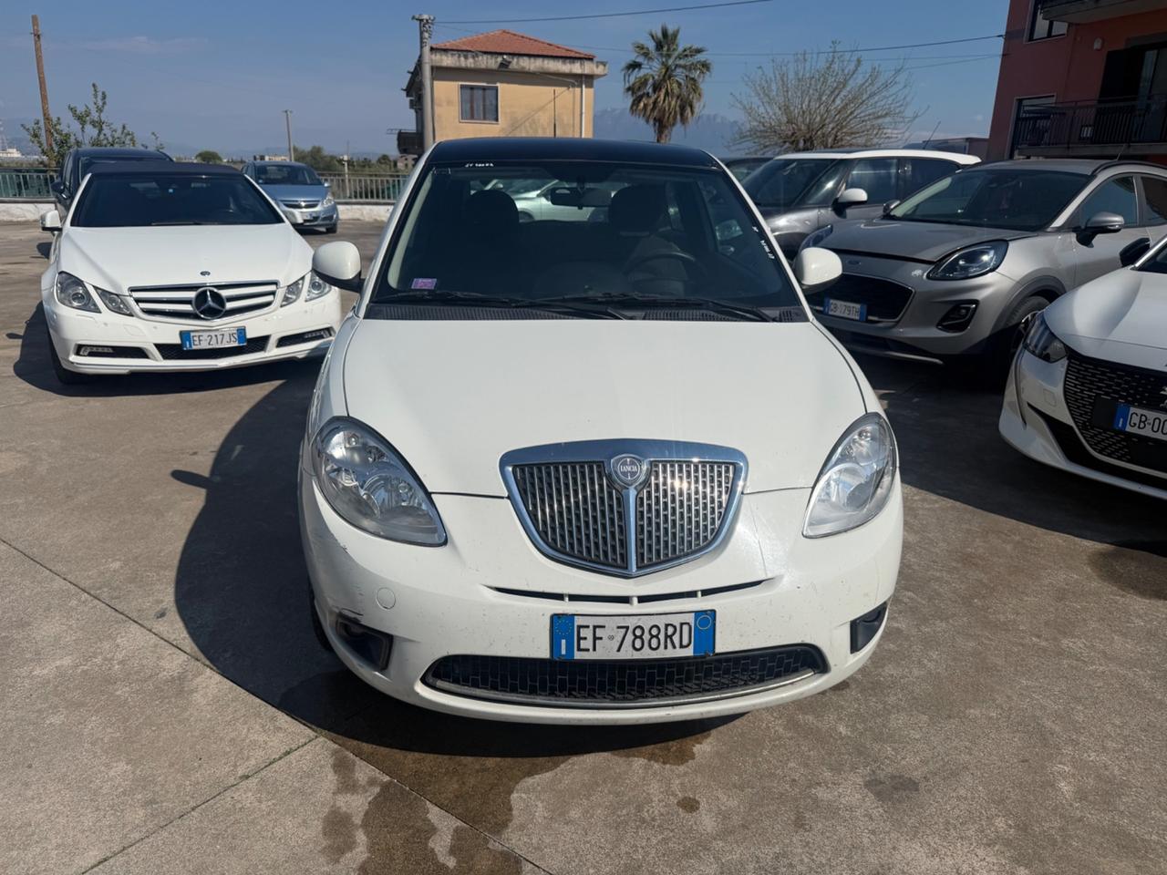 Lancia Ypsilon 1.3 MJT 75 CV Elle