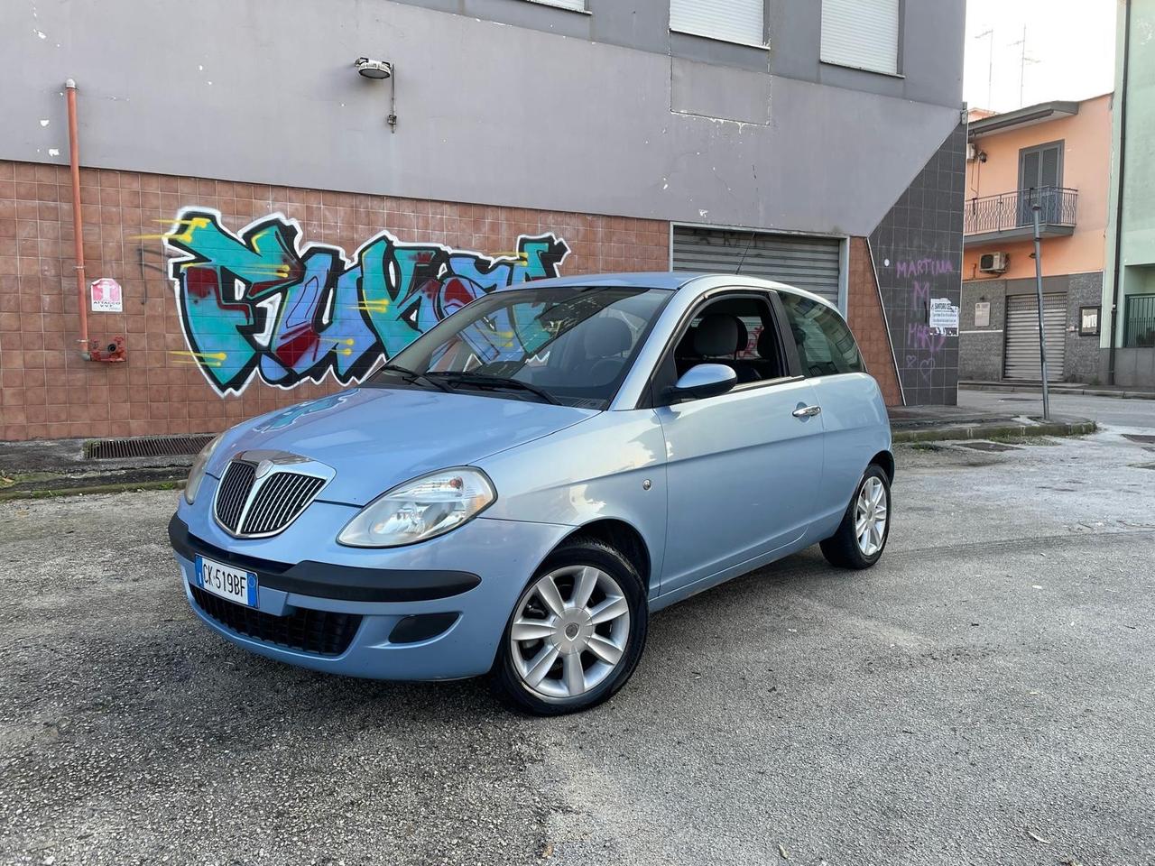 Lancia Ypsilon 1.2 Argento