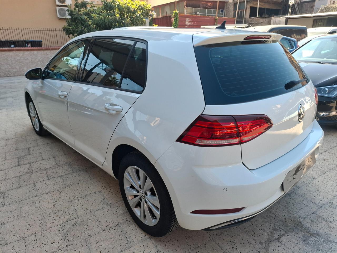 Volkswagen Golf - 1.6 TDI Comfort line