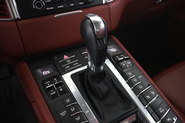 PORSCHE Macan Macan 3.6 Turbo Performance