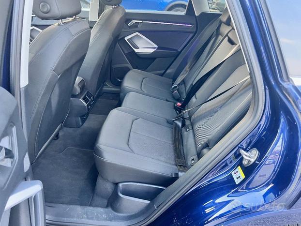 AUDI Q3 35 TDI S tronic Business Advanced