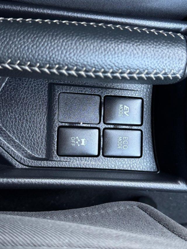 TOYOTA Yaris 1.5 Hybrid 5 porte Business Iva.esp. Unicopropriet