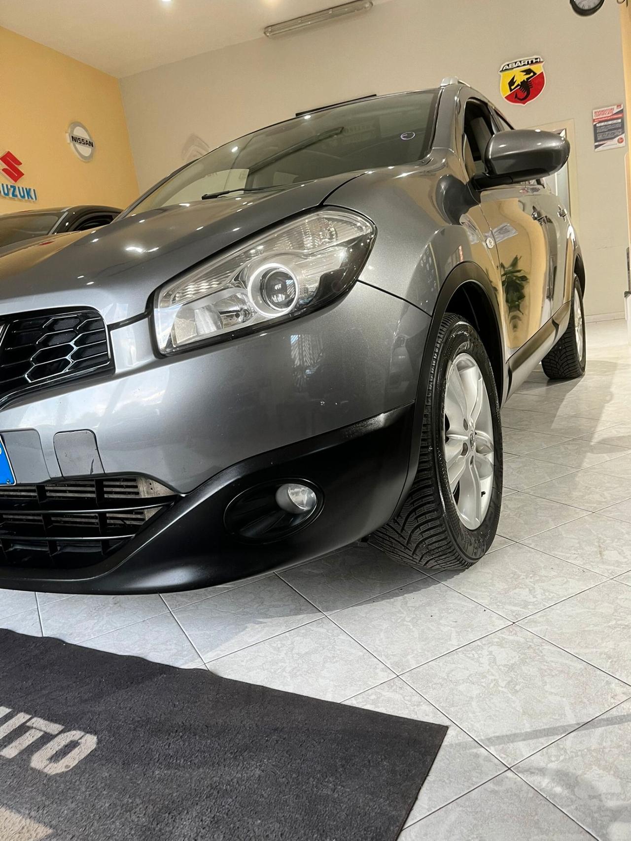Nissan Qashqai Qashqai+2 2.0 dCi DPF 4WD aut. n-tec