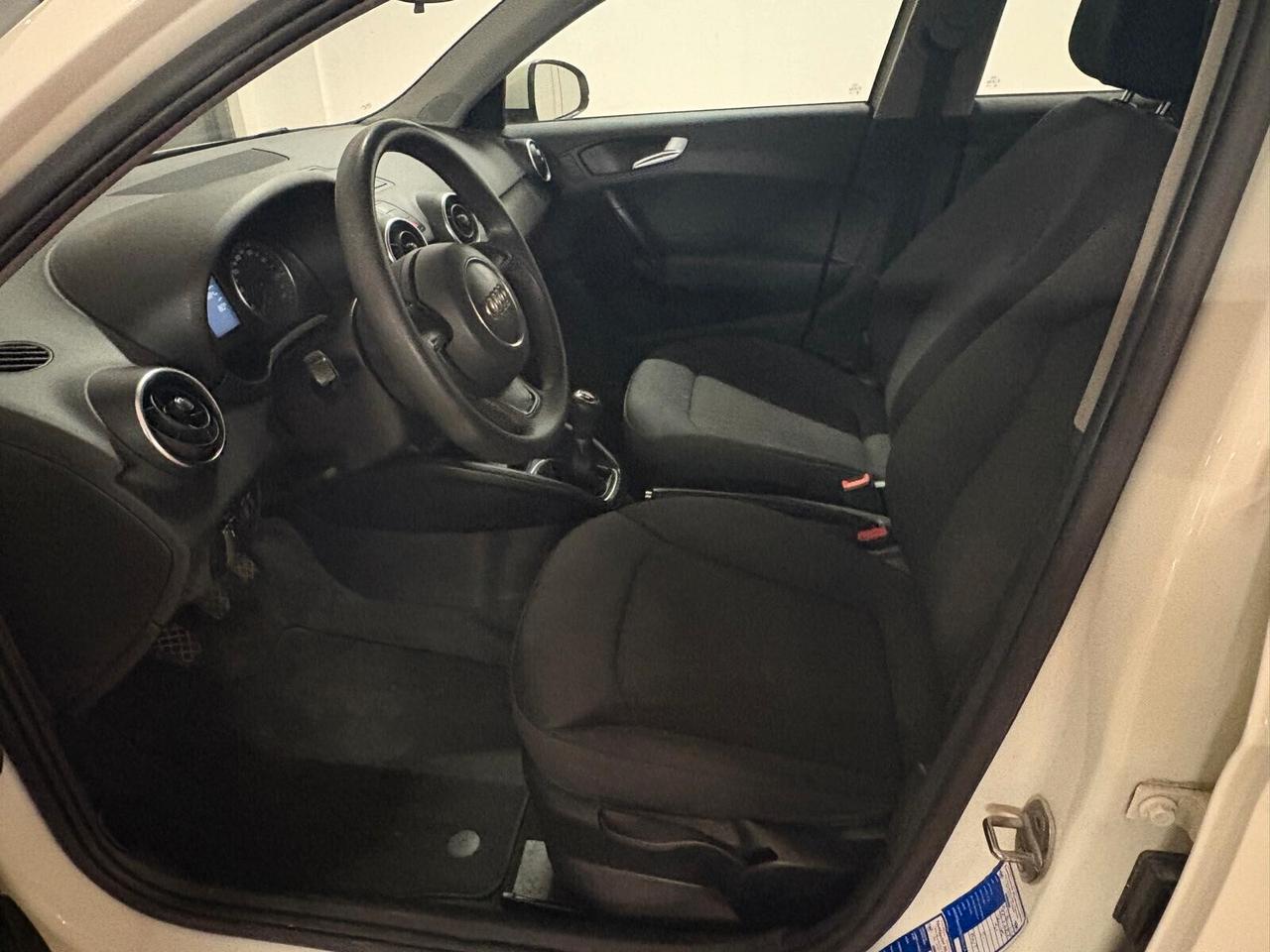 AUDI A1 Benzina 1200 TFSI CV 85 Km 173.884 certificati PER NEOPATENTATI Garanzia 12 mesi