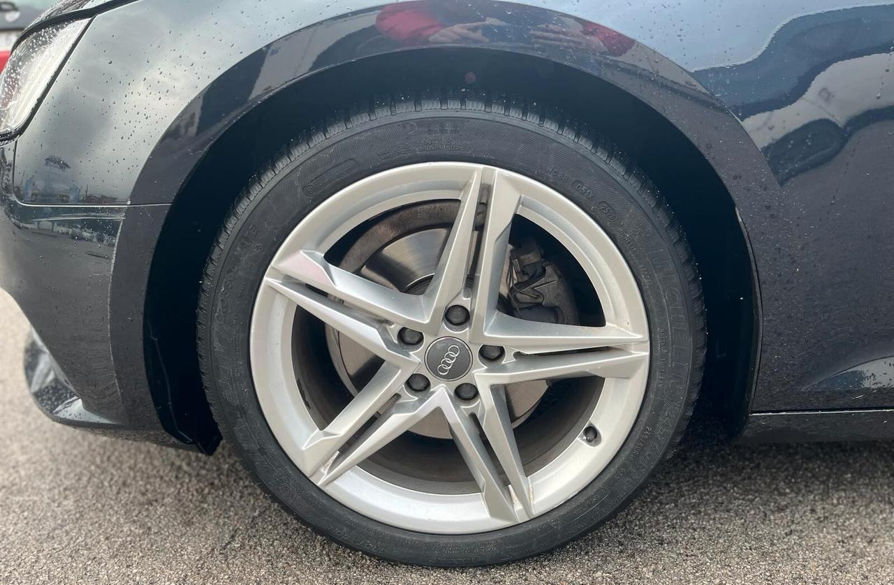 AUDI A4 AVANT BUSINESS SPORT 2.0TDI S TRONIC FULL OPTIONAL