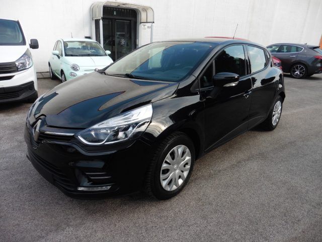 RENAULT Clio 1.2 75CV 5 porte Life